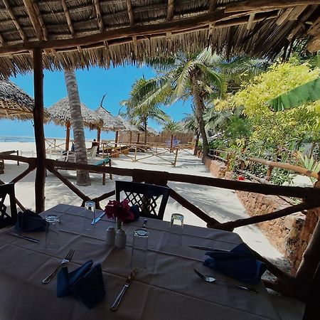 Bianco Azzurro Hotel & Restaurant Pwani Mchangani Buitenkant foto
